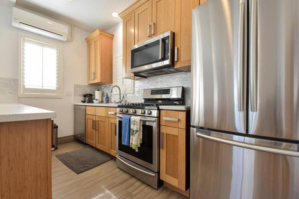 1000#1 Contemporary Home W/ Parking, Grill, & Ac! Newport Beach Buitenkant foto